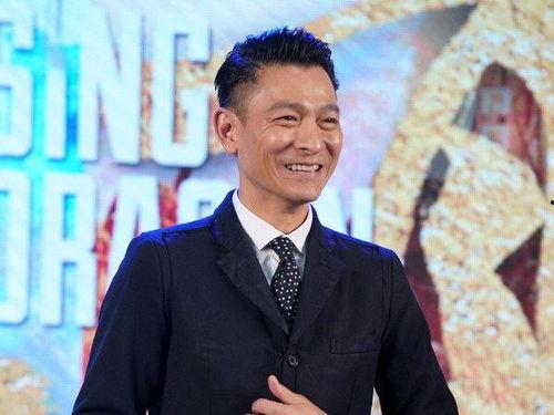 刘德华爆料周润发视频,一段幕后故事，一段传奇友谊  第2张